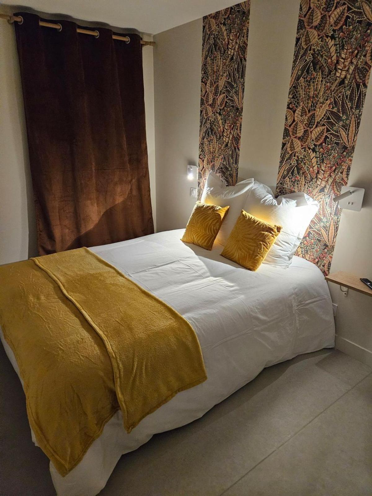 Auberge Du Prieure Saint-Angel  Dış mekan fotoğraf
